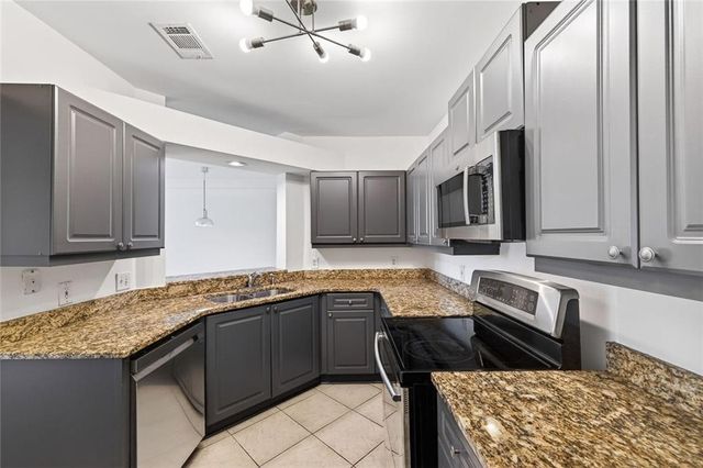 3334 Peachtree NE Road 905, Atlanta, GA 30326