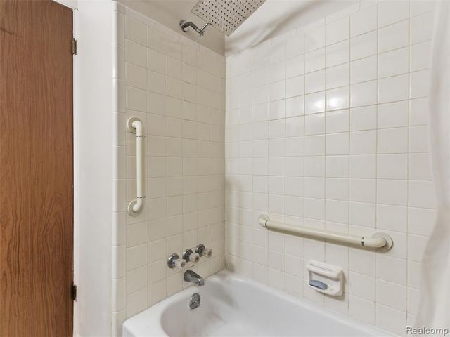 11720 Ina Drive 87, Sterling Heights, MI 48312