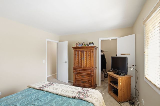 7907 W Kingston Drive, Frankfort, IL 60423