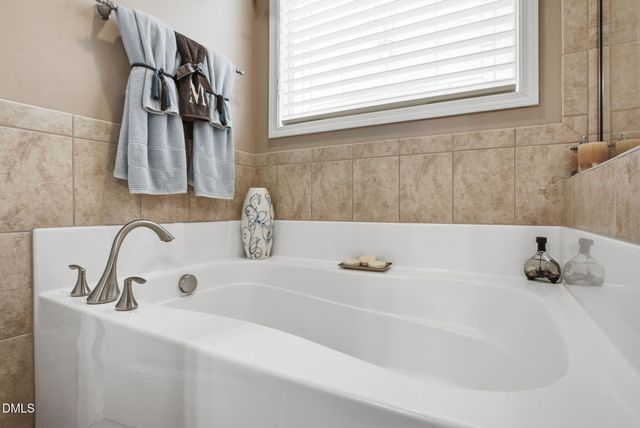 604 Windy Peak Loop, Cary, NC 27519