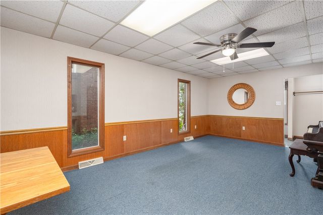 143 E Wallace Ave., New Castle, PA 16101