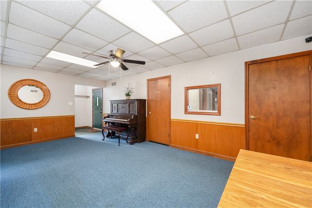 143 E Wallace Ave., New Castle, PA 16101