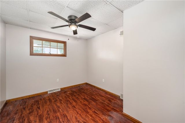 143 E Wallace Ave., New Castle, PA 16101