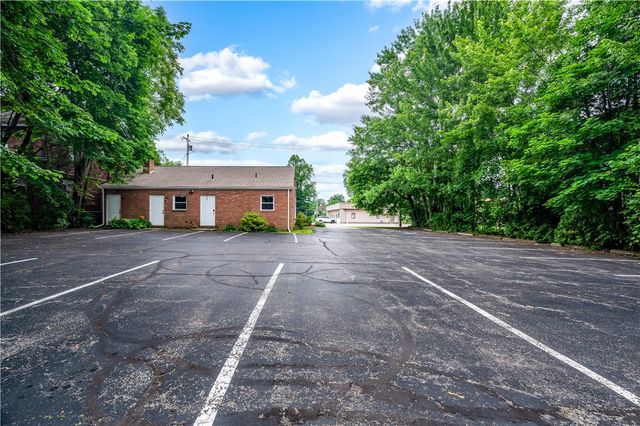 143 E Wallace Ave., New Castle, PA 16101