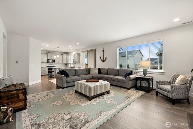 507 Cope Street SW, Orting, WA 98360