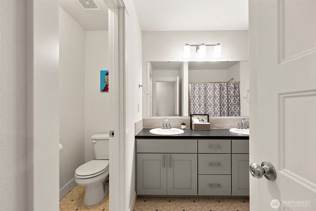 507 Cope Street SW, Orting, WA 98360