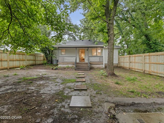 1619 W 2nd Street, Joplin, MO 64801