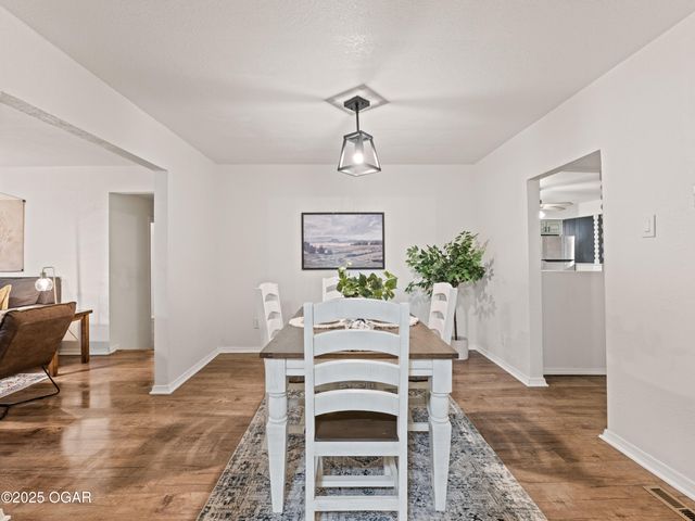 1619 W 2nd Street, Joplin, MO 64801