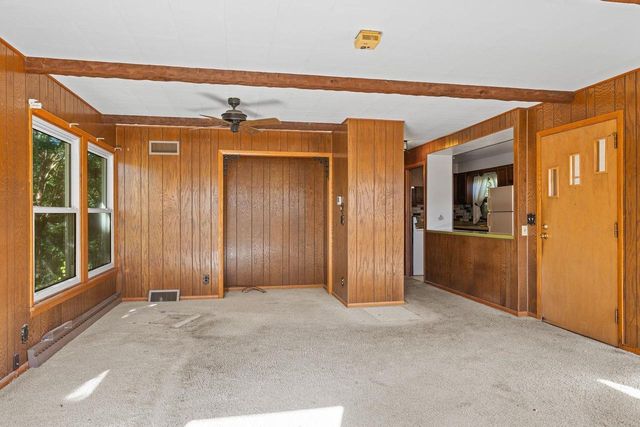 313 Bluff View Court, Portage, WI 53901