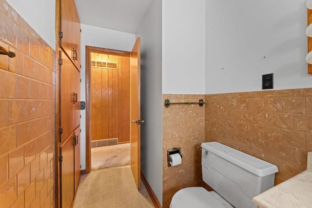 313 Bluff View Court, Portage, WI 53901