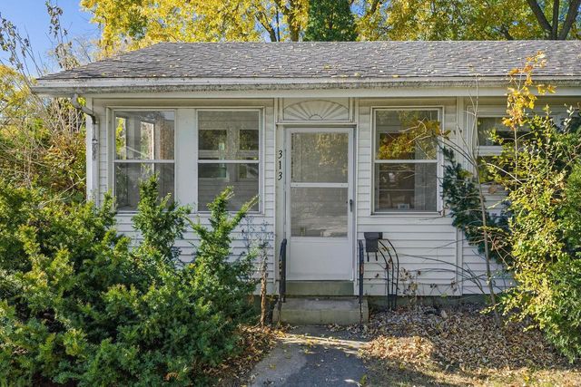 313 Bluff View Court, Portage, WI 53901