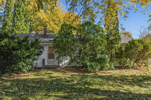 313 Bluff View Court, Portage, WI 53901