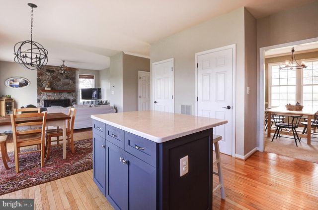 11758 PURCELL RD, Lovettsville, VA 20180