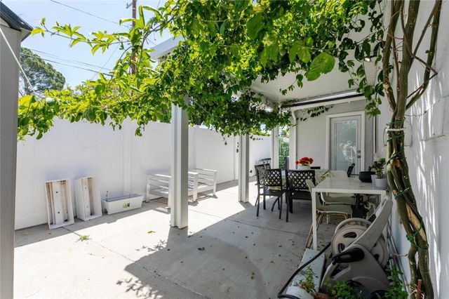 10619 Mountair Avenue, Tujunga, CA 91042