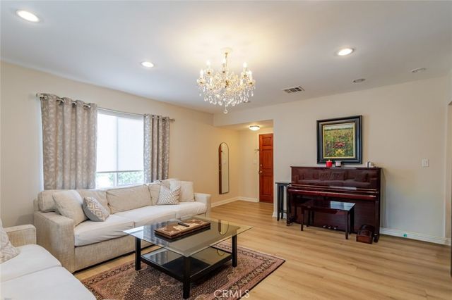 10619 Mountair Avenue, Tujunga, CA 91042