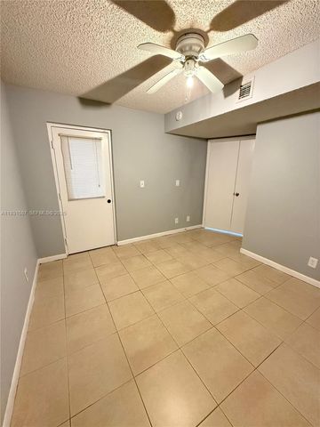 9855 Westview Dr 711, Coral Springs, FL 33076