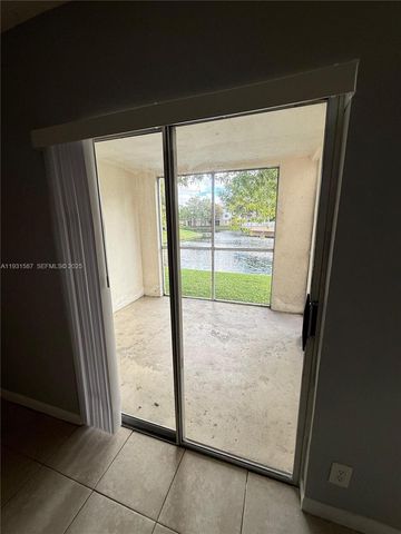 9855 Westview Dr 711, Coral Springs, FL 33076