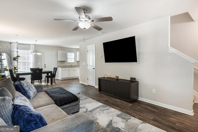 2526 Wood Bend Lane, Riverdale, GA 30296