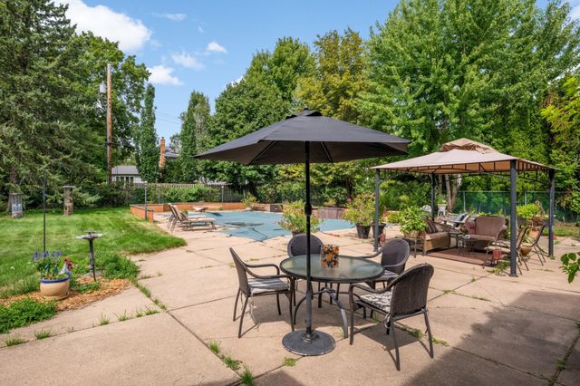 665 Arcadia Drive, Mendota Heights, MN 55118