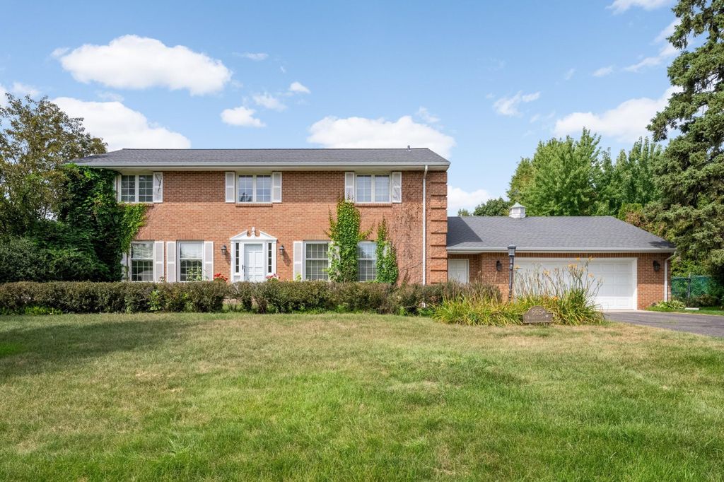 665 Arcadia Drive, Mendota Heights, MN 55118 — exterior