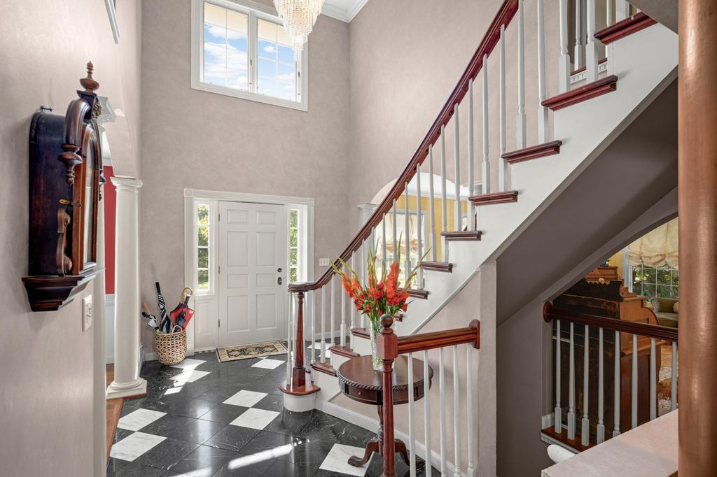 665 Arcadia Drive, Mendota Heights, MN 55118 — photo 3