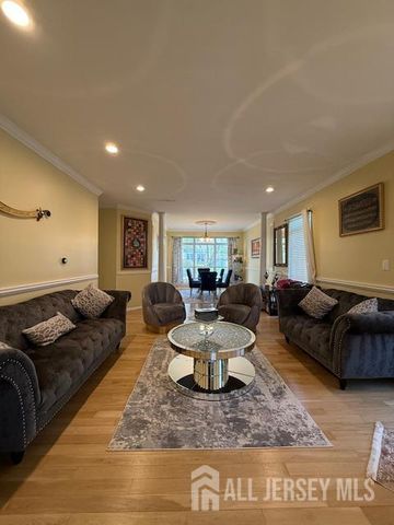 32 Marion Drive, Plainsboro, NJ 08536