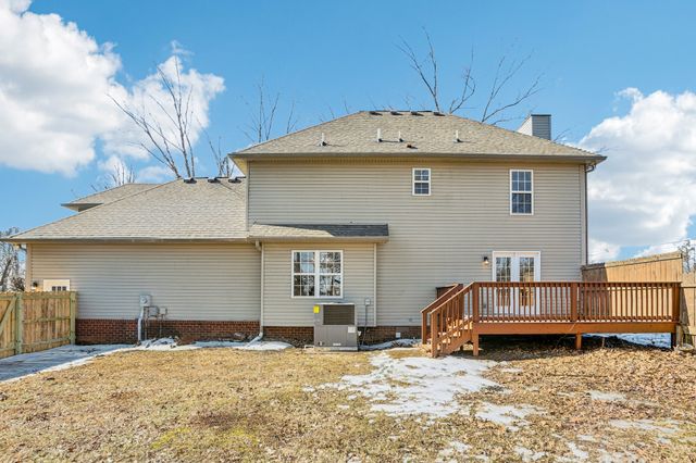 100 Lyon Dr, Portland, TN 37148