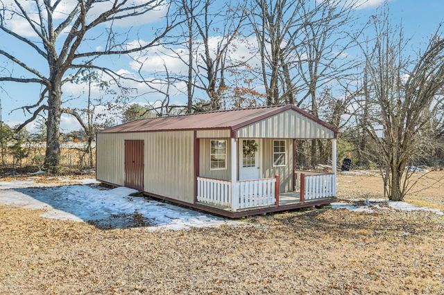 100 Lyon Dr, Portland, TN 37148