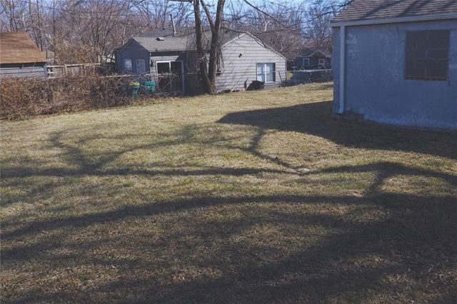 4906 Alma Avenue, Kansas City, KS 66106