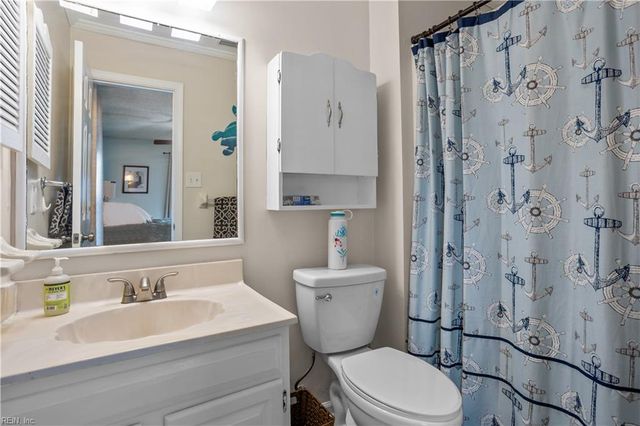 3800 Caribou CT, Virginia Beach, VA 23456