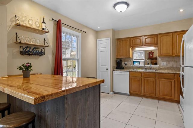 3800 Caribou CT, Virginia Beach, VA 23456