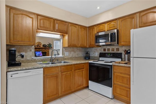 3800 Caribou CT, Virginia Beach, VA 23456