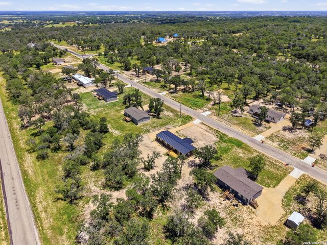 140 Syrah St, La Vernia, TX 78121