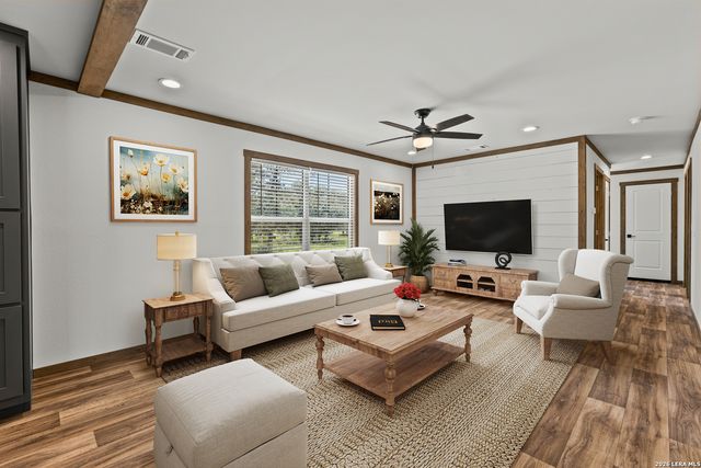 140 Syrah St, La Vernia, TX 78121