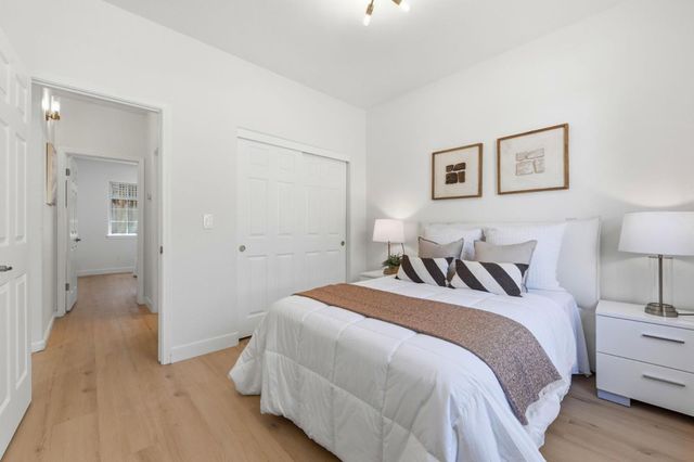 1 Arroyo View Circle, Belmont, CA 94002