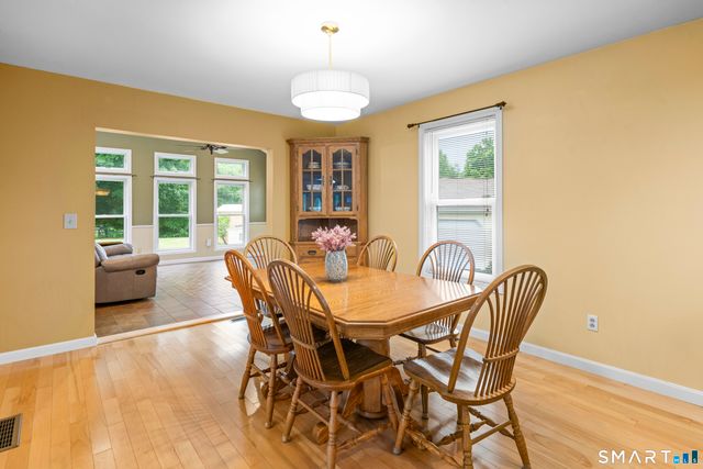 35 North Street, Enfield, CT 06082