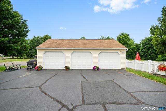 35 North Street, Enfield, CT 06082