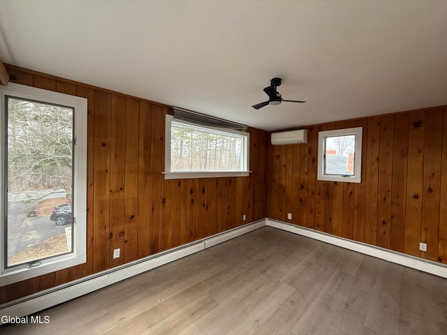 2080 Van Antwerp Road, Niskayuna, NY 12309