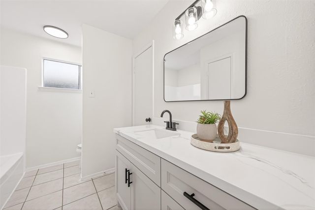 3202 The Highlands Drive, Sugar Land, TX 77478