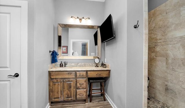 1127 County Road 241, Anderson, TX 77830