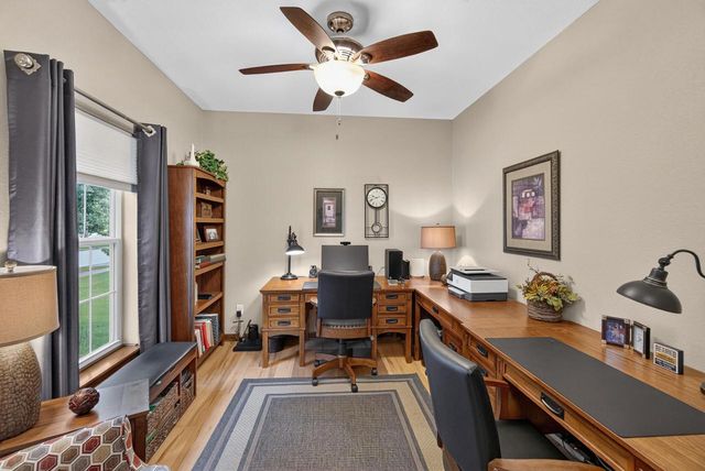 1727 Cloverview STREET, West Bend, WI 53095