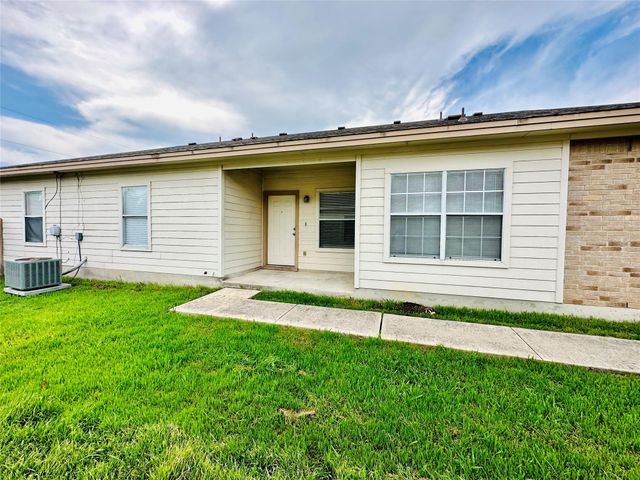 222 Marvin CV, Hutto, TX 78634