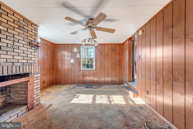 321 JONES ISLAND RD, Cedarville, NJ 08311