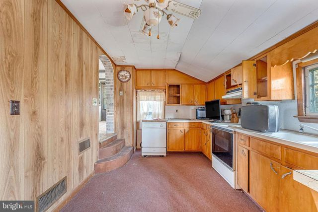 321 JONES ISLAND RD, Cedarville, NJ 08311