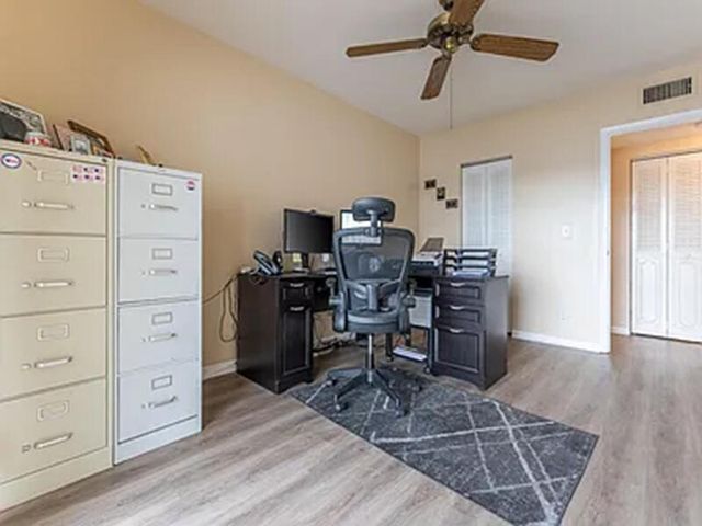 2920 CYNTHIA Lane 202, Lake Worth Beach, FL 33461