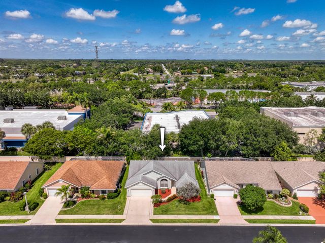 252 Moccasin Trail W, Jupiter, FL 33458