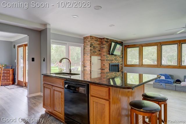 1604 Northumberland Drive, Rochester Hills, MI 48309