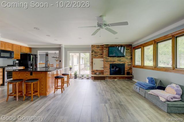 1604 Northumberland Drive, Rochester Hills, MI 48309