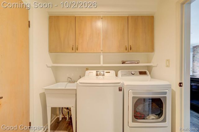 1604 Northumberland Drive, Rochester Hills, MI 48309