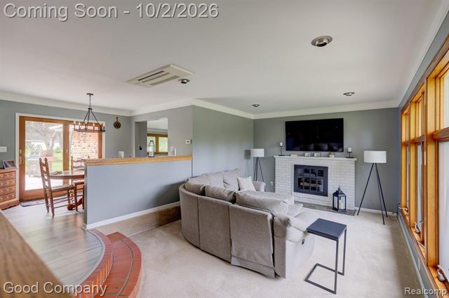 1604 Northumberland Drive, Rochester Hills, MI 48309